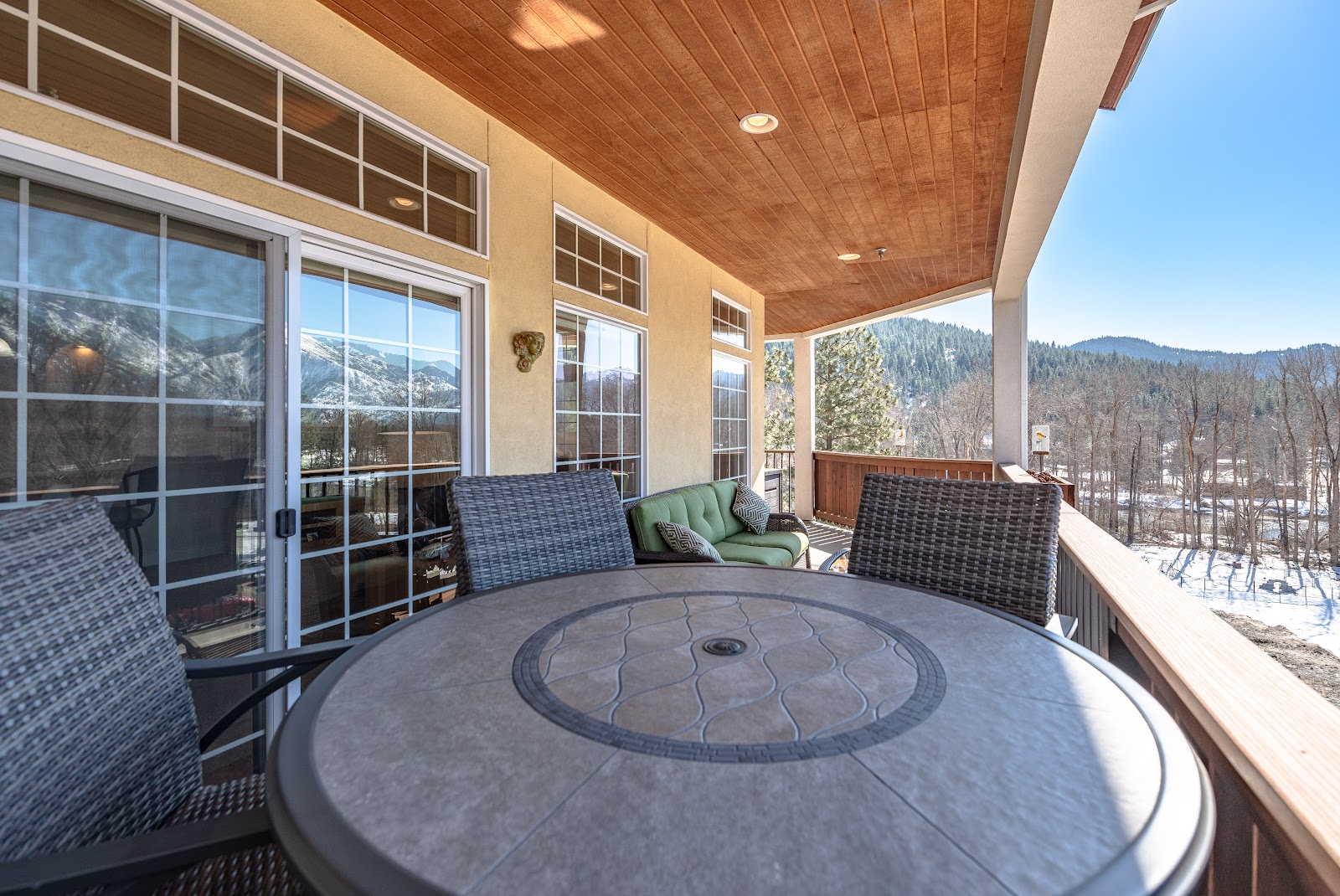 Raven's Nest deck view of the Cascade Mountains